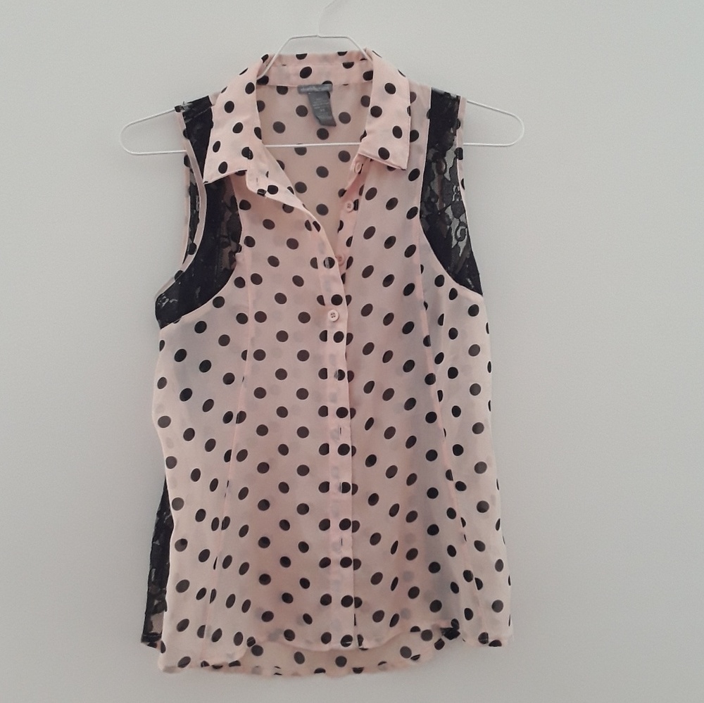 Charlotte Russe sleveless Button Up Blouse